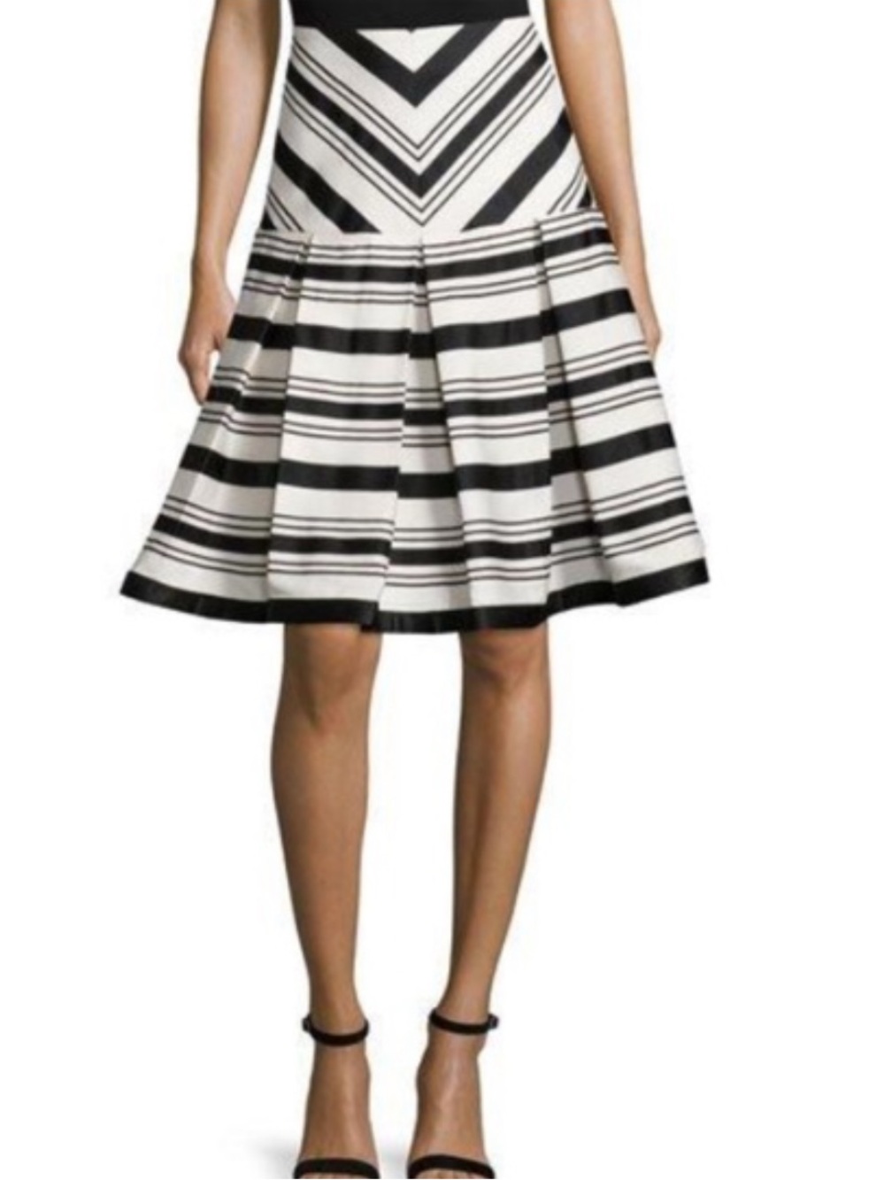 NWOT Alexis Emmerson Box Pleat Skirt